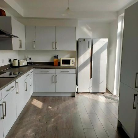 Wentworth Road Accomodation 동커스터 외부 사진