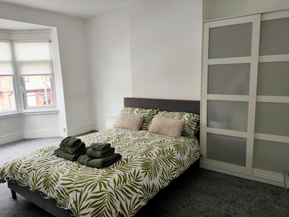 Wentworth Road Accomodation 동커스터 외부 사진